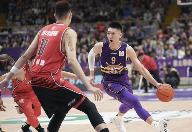 江苏队交战开门红，慢慢调整领航好局(一艘船12人只能救6个答案)