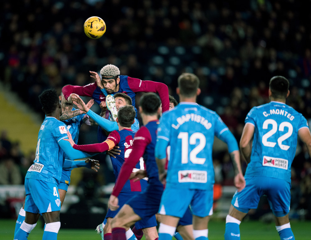 巴萨客场一目了然：对决阿尔梅里亚的简单介绍